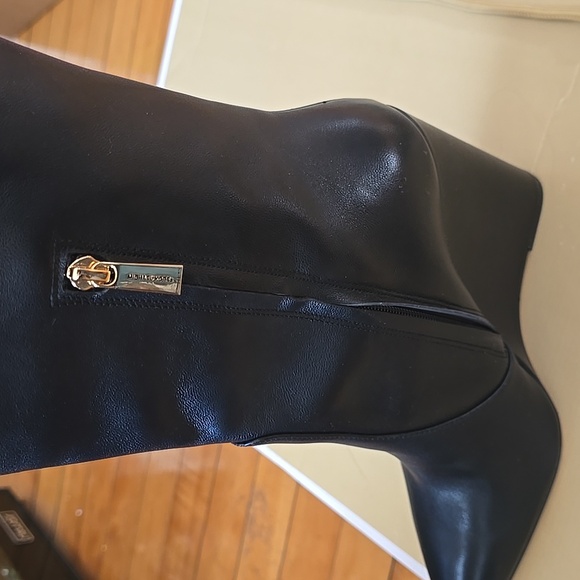 MICHAEL Michael Kors Black Heeled Boots - Picture 3 of 6